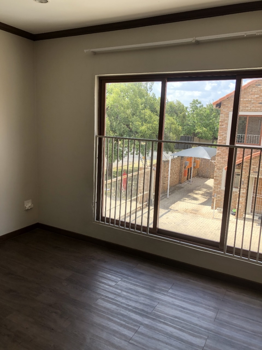 2 Bedroom Property for Sale in Potchefstroom North West